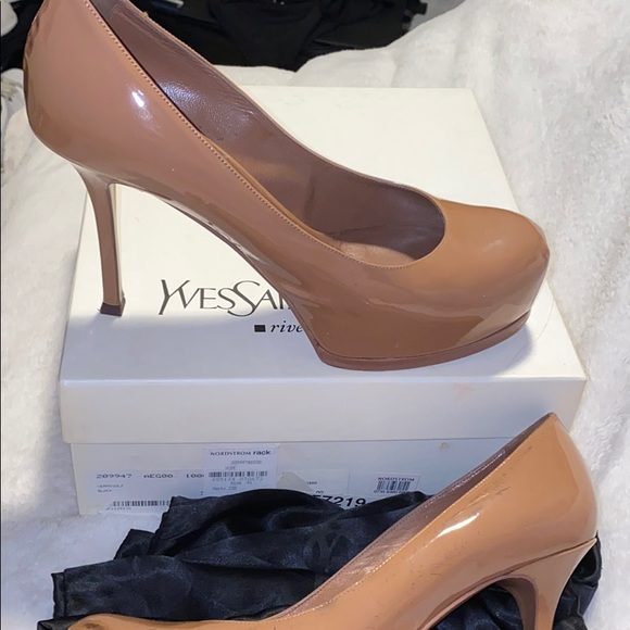 YSL Tribtoo Nude Patent Pumps - Picture 3 of 14